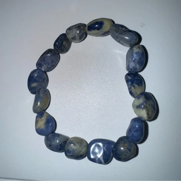 Sodalite bracelet healing crystals stretchy blue rock crystal geode natural boho - Picture 4 of 6
